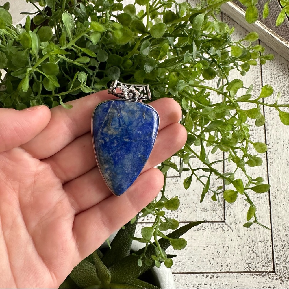 Lapis Lazuli teardrop 925 sterling silver plated dark blue pendant